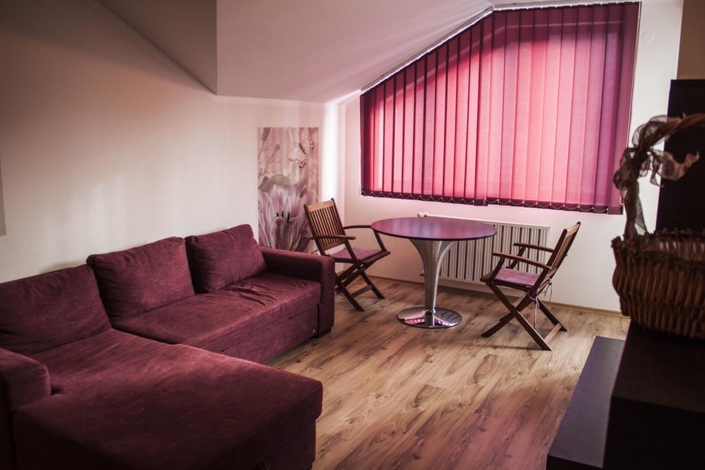 Aparthotel Borovets Gardens Bagian luar foto